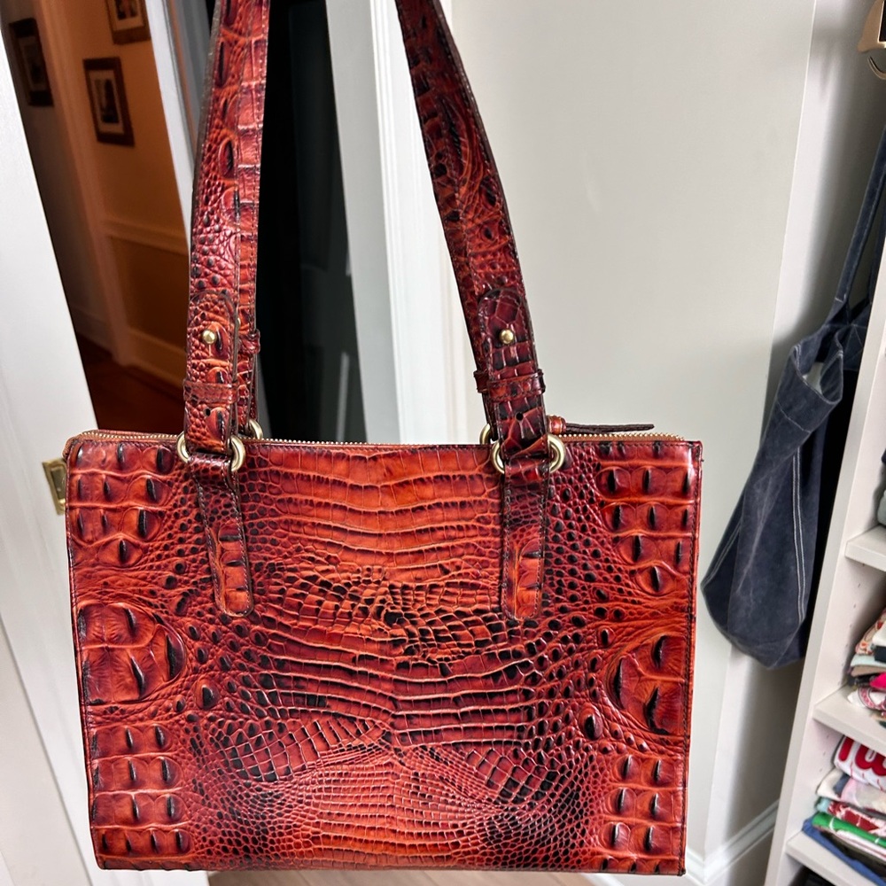 Brahmin tote bag- great condition - Picture 2 of 4